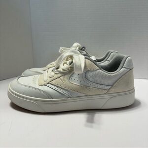 Vionic Karmelle Sneakers